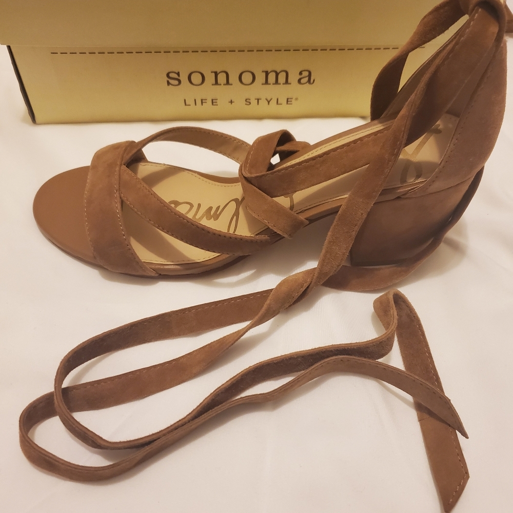 Ankle wrap sandals